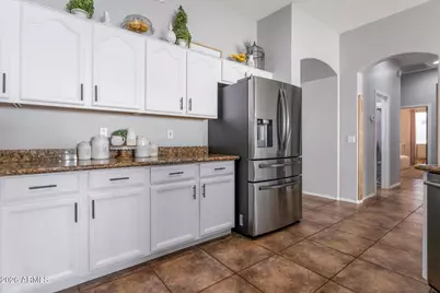 8796 W Frier Drive, Glendale, AZ 85305 - Photo 12