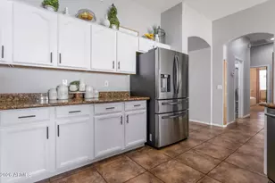 8796 W Frier Dr, Glendale, AZ 85305 - Photo 12