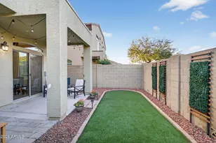 2725 E Mine Creek Rd, Phoenix, AZ 85024 - Photo 36