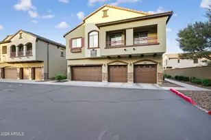 2725 E Mine Creek Rd, Phoenix, AZ 85024 - Photo 2