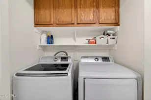 2725 E Mine Creek Rd, Phoenix, AZ 85024 - Photo 30