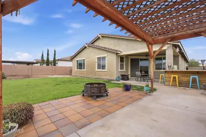 18581 W College Drive, Goodyear, AZ 85395 - Photo 8