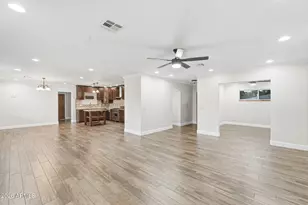 2227 S Sierra Vista Dr, Tempe, AZ 85282 - Photo 18