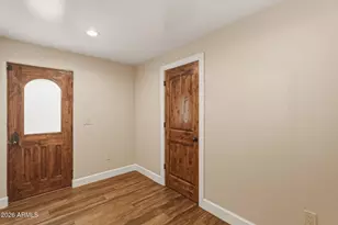 2227 S Sierra Vista Dr, Tempe, AZ 85282 - Photo 24