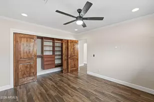 2227 S Sierra Vista Dr, Tempe, AZ 85282 - Photo 32