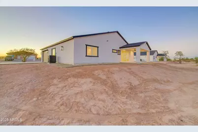71 S 352nd Drive, Tonopah, AZ 85354 - Photo 32