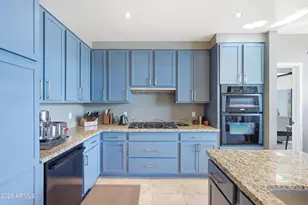 208 W Portland St, Phoenix, AZ 85003 - Photo 4