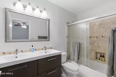 3635 N 37th Street #10, Phoenix, AZ 85018 - Photo 16