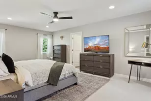 3021 N 47th Pl, Phoenix, AZ 85018 - Photo 12