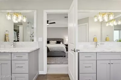 3021 N 47th Place, Phoenix, AZ 85018 - Photo 16