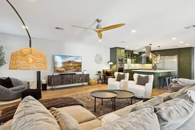 3021 N 47th Place, Phoenix, AZ 85018 - Photo 10