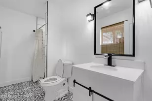 5701 W Royal Palm Rd, Glendale, AZ 85302 - Photo 12