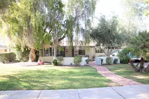 1526 W Wilshire Dr, Phoenix, AZ 85007 - Photo 1