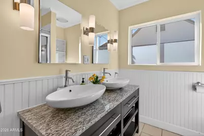 1526 W Wilshire Drive, Phoenix, AZ 85007 - Photo 4