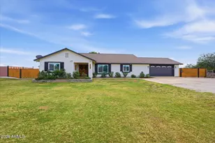 25437 W Pueblo Ave, Buckeye, AZ 85326 - Photo 2