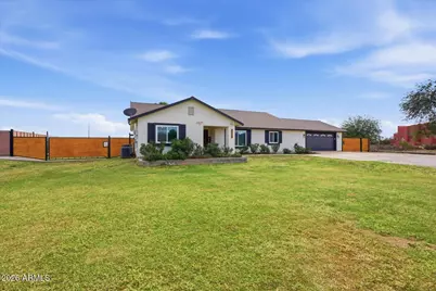 25437 W Pueblo Avenue, Buckeye, AZ 85326 - Photo 12