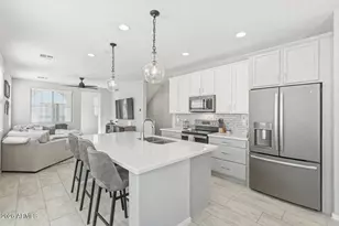 1677 E Bridgeport Pkwy, Gilbert, AZ 85295 - Photo 12