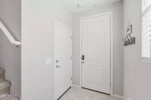 1677 E Bridgeport Pkwy, Gilbert, AZ 85295 - Photo 4