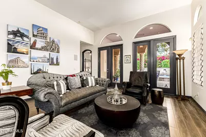 3418 E Pyrenees Pass, Phoenix, AZ 85018 - Photo 8