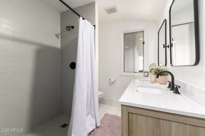 107 S Catalina Street, Gilbert, AZ 85233 - Photo 34