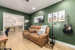 107 S Catalina St, Gilbert, AZ 85233 - Photo 20