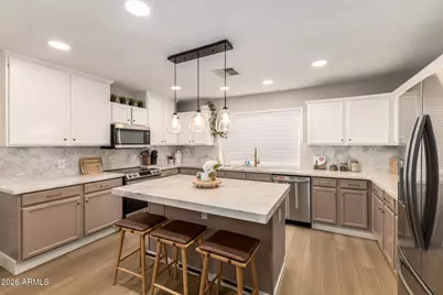 107 S Catalina Street, Gilbert, AZ 85233 - Photo 16