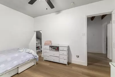 107 S Catalina Street, Gilbert, AZ 85233 - Photo 34