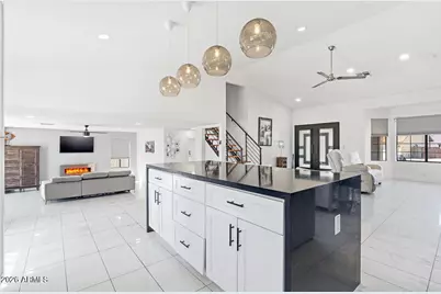 8711 W Sierra Vista Drive, Glendale, AZ 85305 - Photo 4