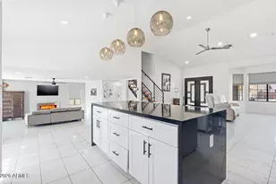 8711 W Sierra Vista Dr, Glendale, AZ 85305 - Photo 4