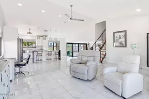 8711 W Sierra Vista Dr, Glendale, AZ 85305 - Photo 2