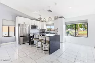 8711 W Sierra Vista Dr, Glendale, AZ 85305 - Photo 16