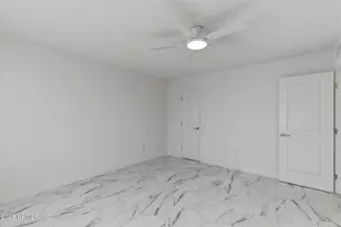 17430 N Palo Verde Dr, Sun City, AZ 85373 - Photo 20