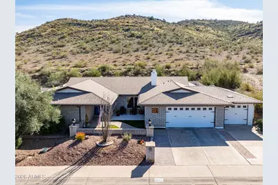 221 W Sweetwater Avenue, Phoenix, AZ 85029 - Photo 2