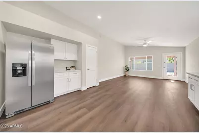 8539 W Paradise Drive, Peoria, AZ 85345 - Photo 12