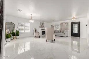 5702 W Windrose Dr, Glendale, AZ 85304 - Photo 8