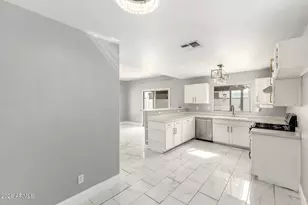 7355 W Eva St, Peoria, AZ 85345 - Photo 12