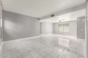 7355 W Eva St, Peoria, AZ 85345 - Photo 8