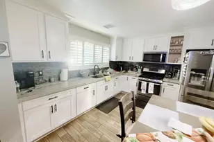 737 S 1st St, Phoenix, AZ 85004 - Photo 4