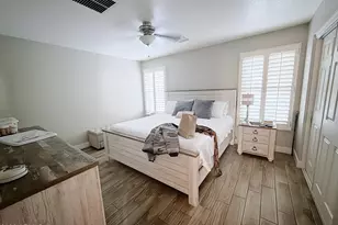 737 S 1st St, Phoenix, AZ 85004 - Photo 12