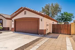 9069 W Raven Dr, Arizona City, AZ 85123 - Photo 2
