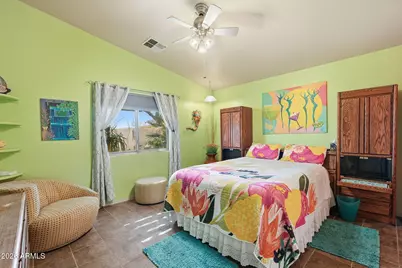 9069 W Raven Drive, Arizona City, AZ 85123 - Photo 14