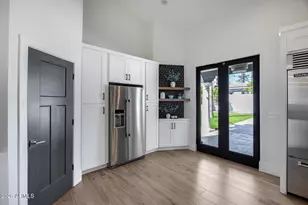 8436 E Aster Dr, Scottsdale, AZ 85260 - Photo 32