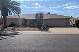 10631 W Desert Rock Dr, Sun City, AZ 85351 - Photo 2