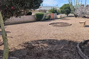 10631 W Desert Rock Dr, Sun City, AZ 85351 - Photo 38