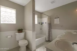 4546 N 34th Pl, Phoenix, AZ 85018 - Photo 18