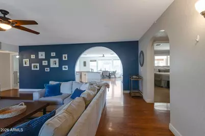 4546 N 34th Place, Phoenix, AZ 85018 - Photo 12