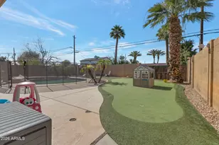 4546 N 34th Pl, Phoenix, AZ 85018 - Photo 24