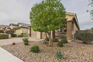 2804 W Havasu Dr, San Tan Valley, AZ 85144 - Photo 2