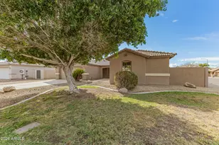 5413 W Bryce Ln, Glendale, AZ 85301 - Photo 2