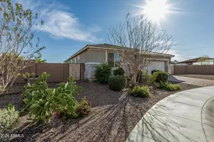 19569 W Lewis Ave, Buckeye, AZ 85396 - Photo 2